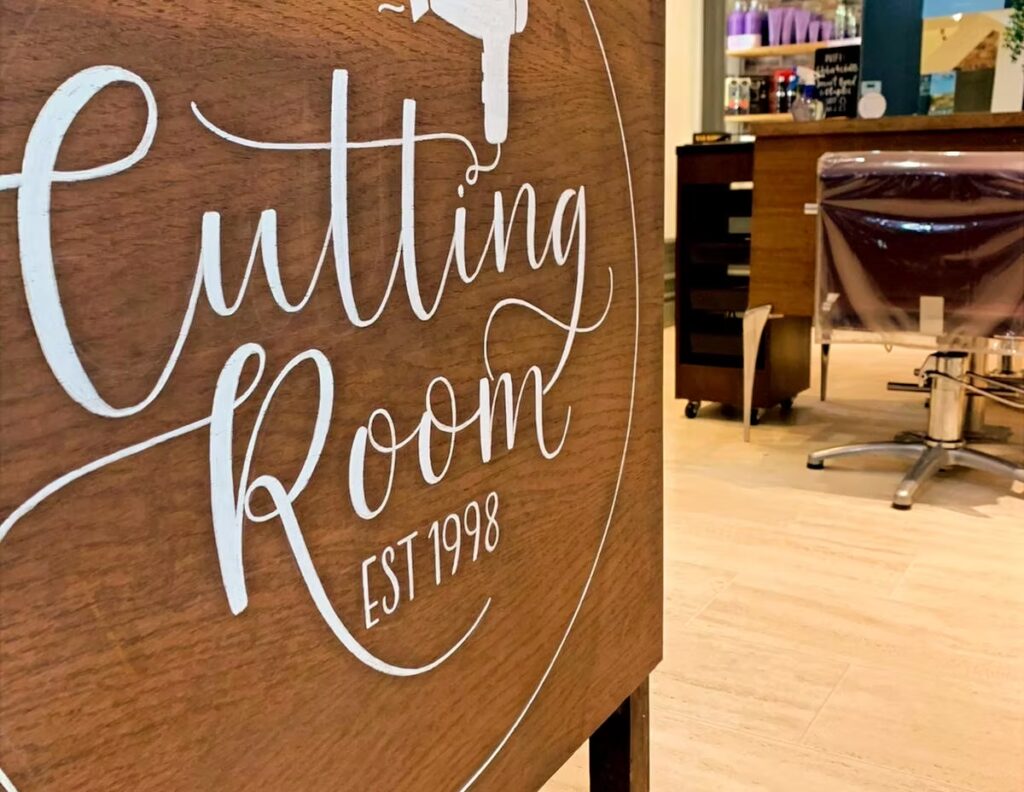 visit cutting room salon in rotherham